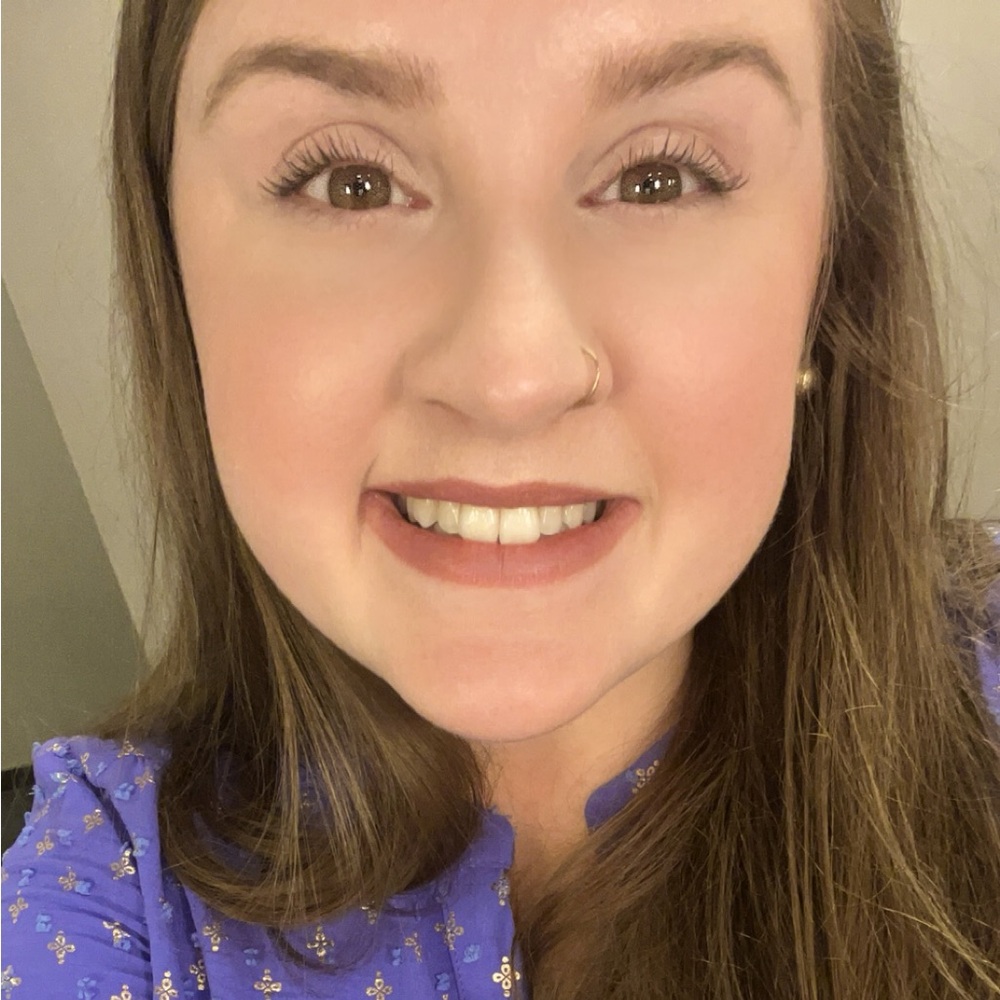 Meet your Posher, Lauren